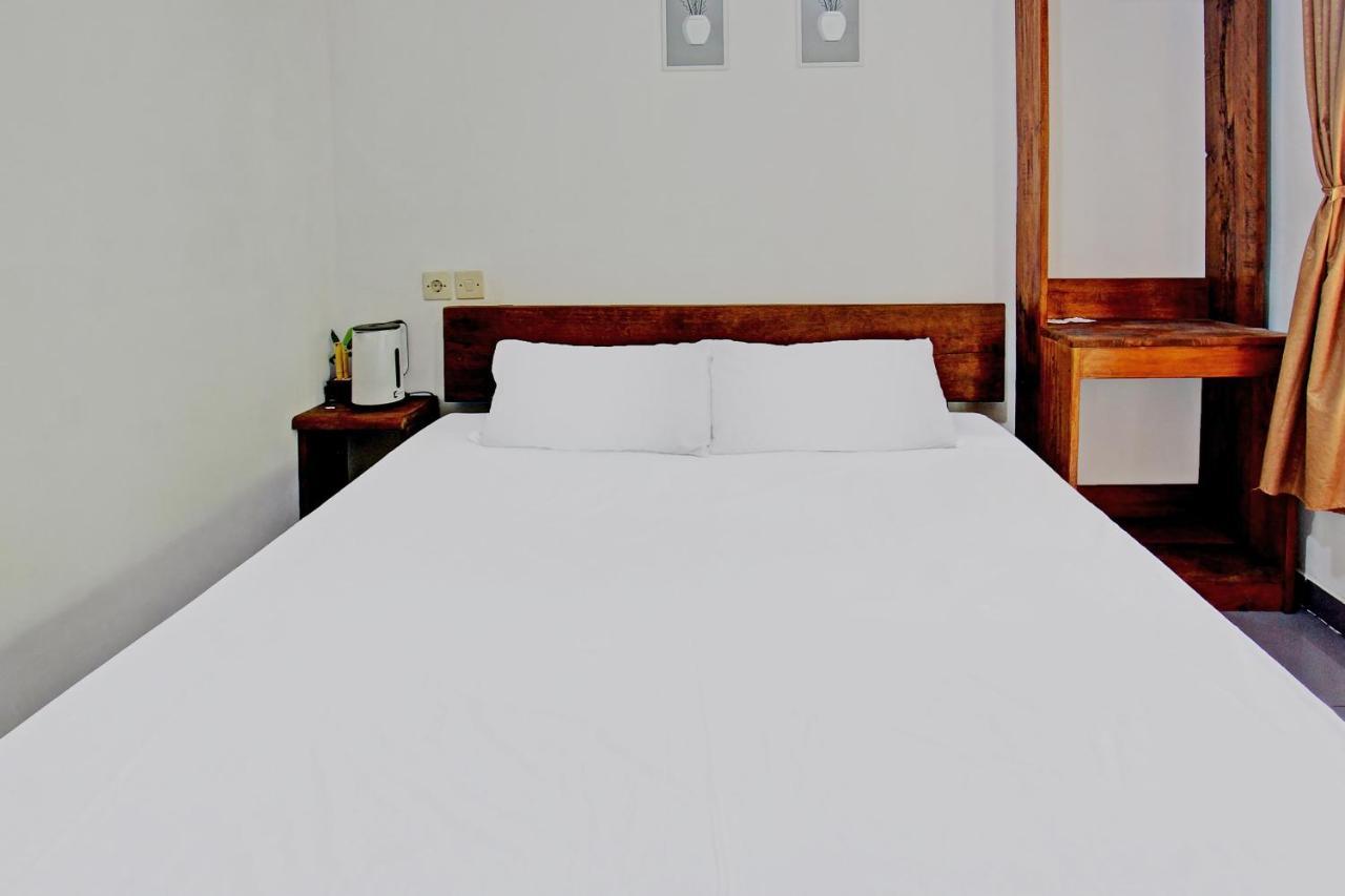 Tastura Homestay Praya Esterno foto