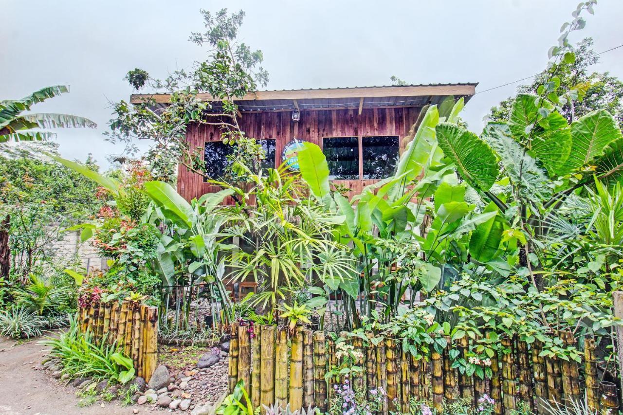 Tastura Homestay Praya Esterno foto