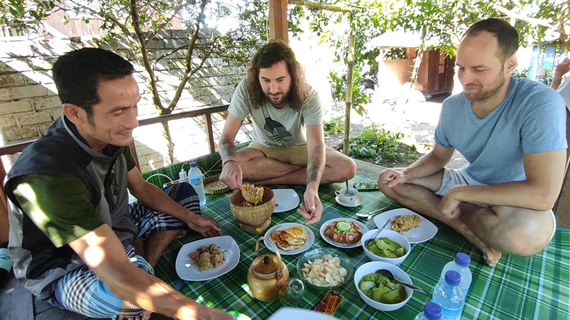 Tastura Homestay Praya Esterno foto