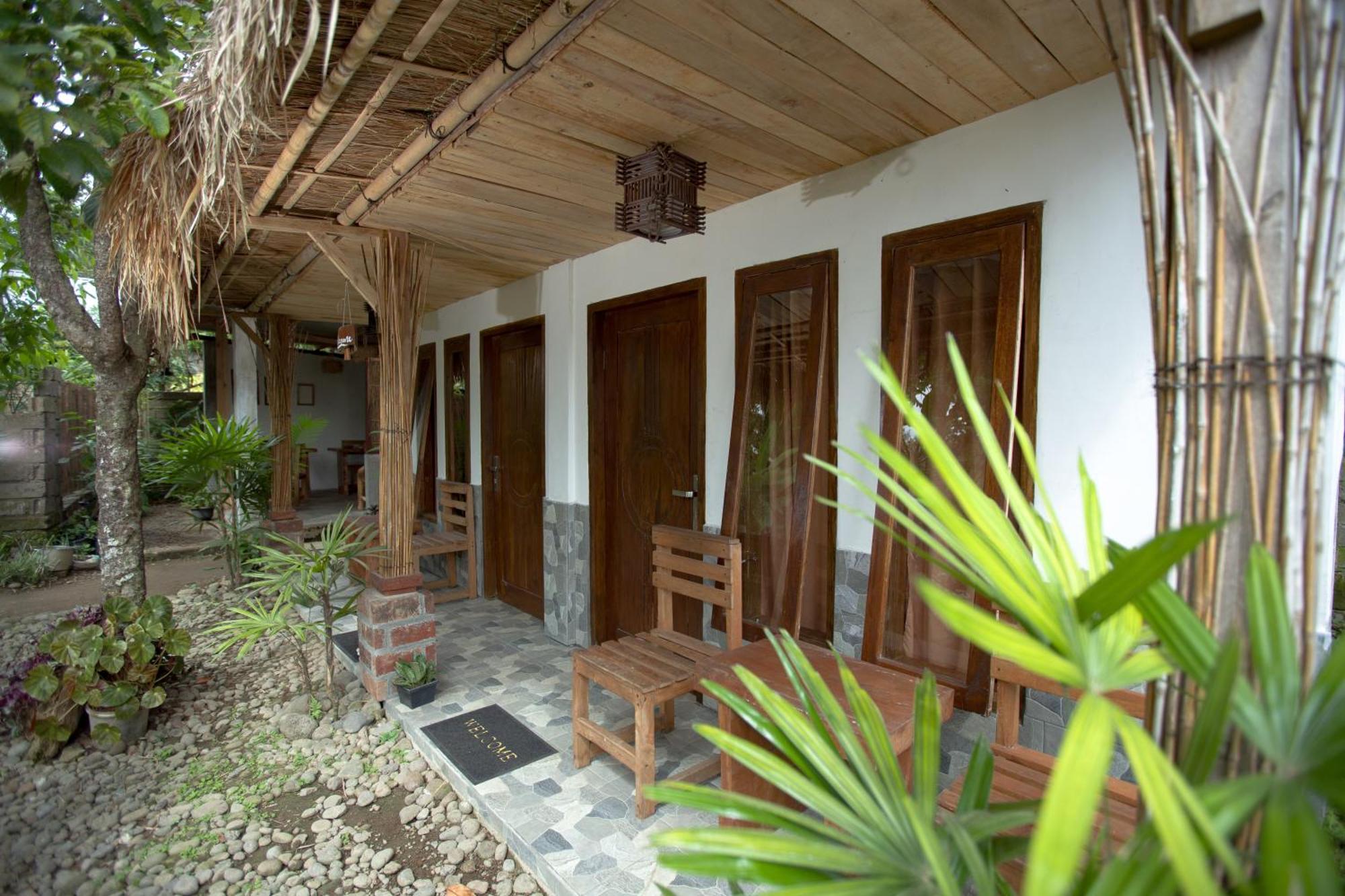 Tastura Homestay Praya Esterno foto