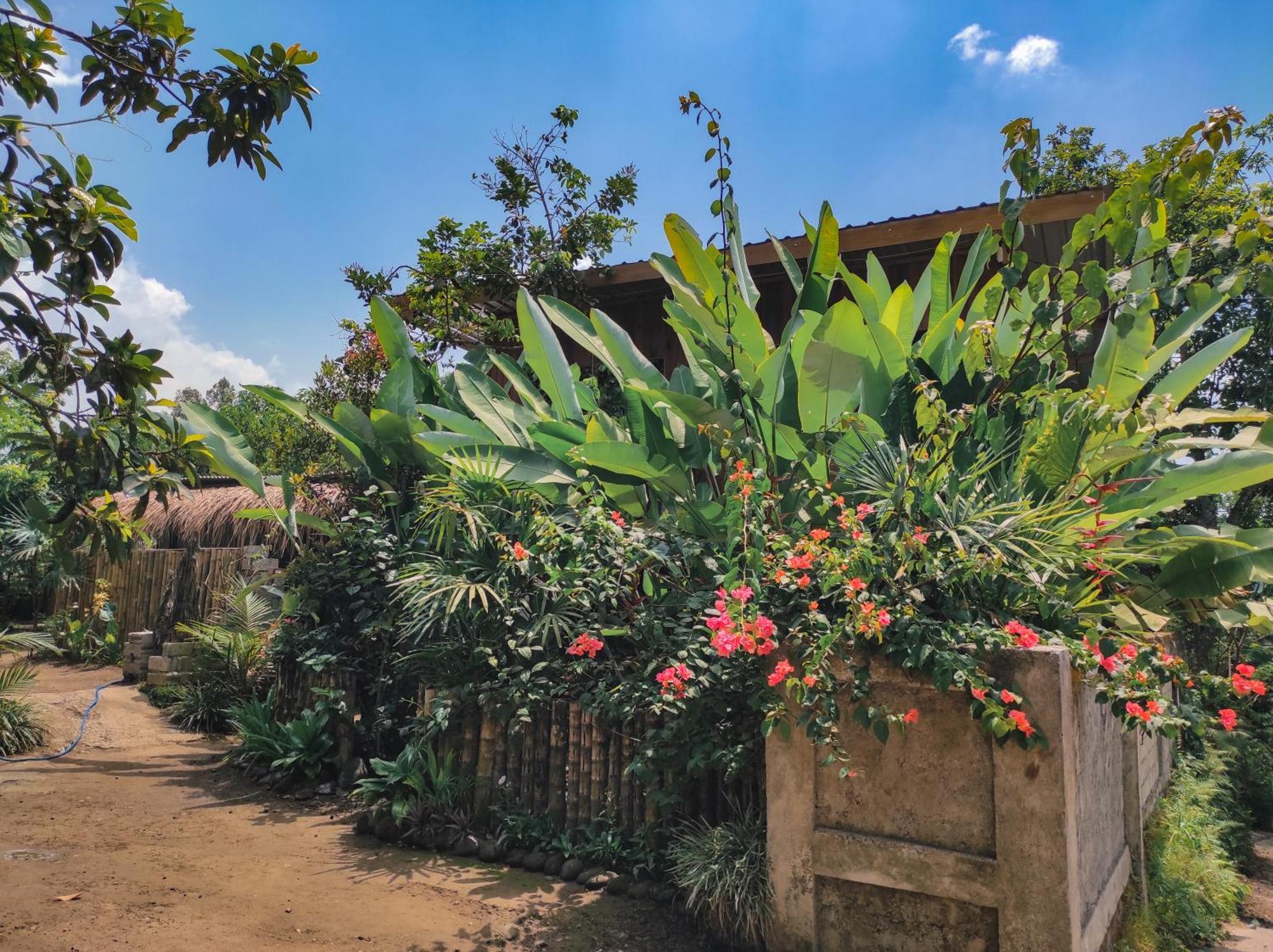 Tastura Homestay Praya Esterno foto