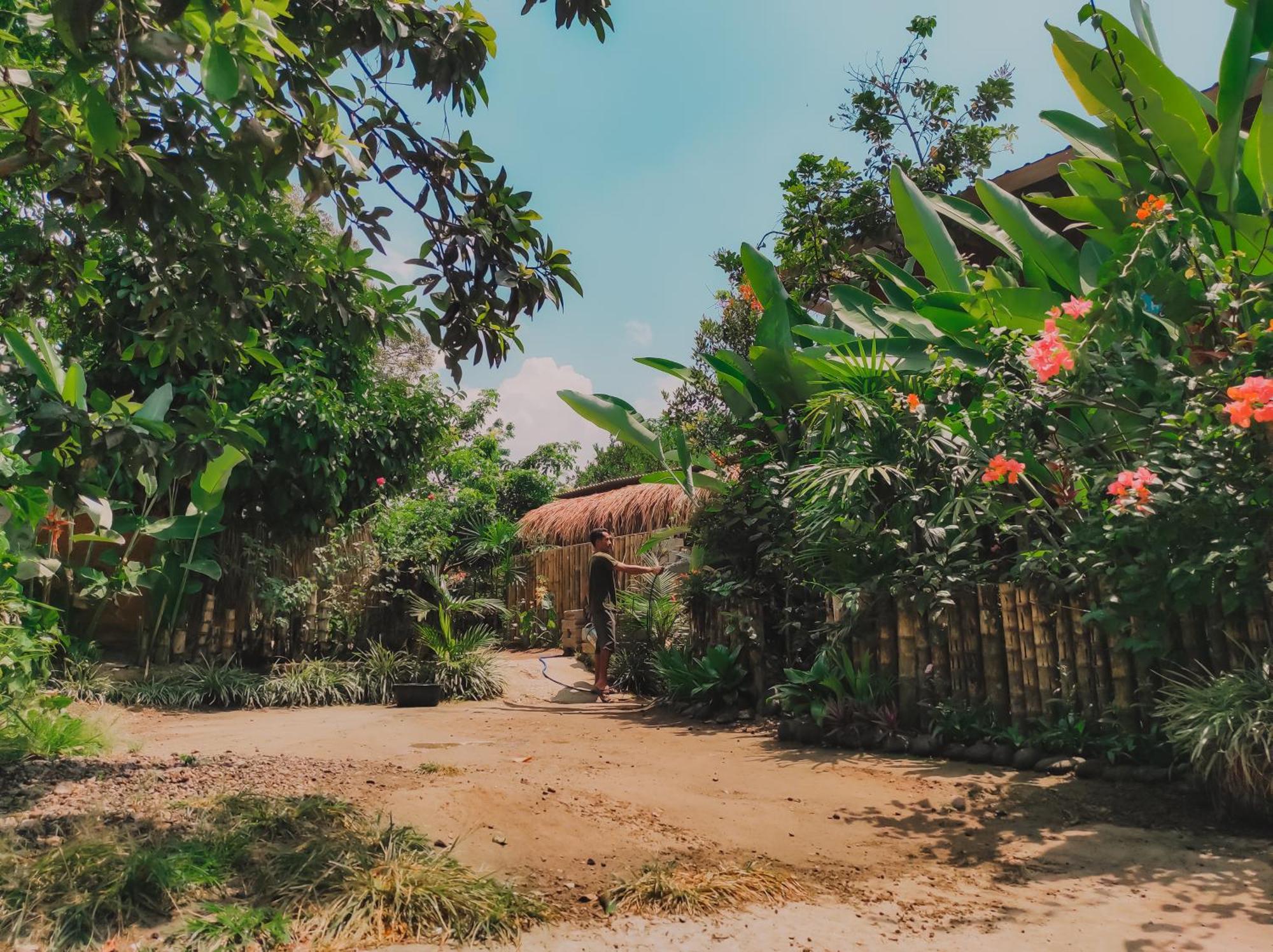 Tastura Homestay Praya Esterno foto