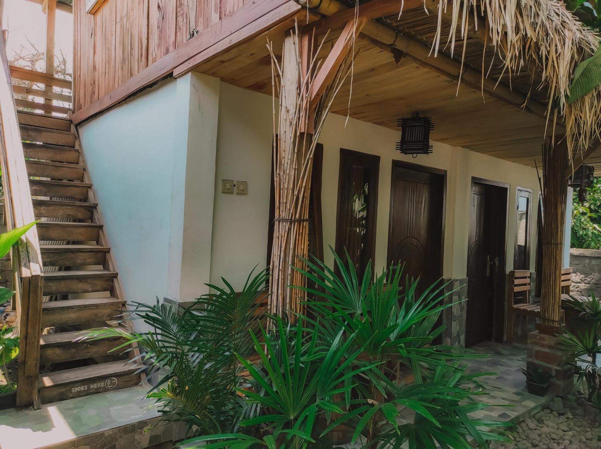 Tastura Homestay Praya Esterno foto