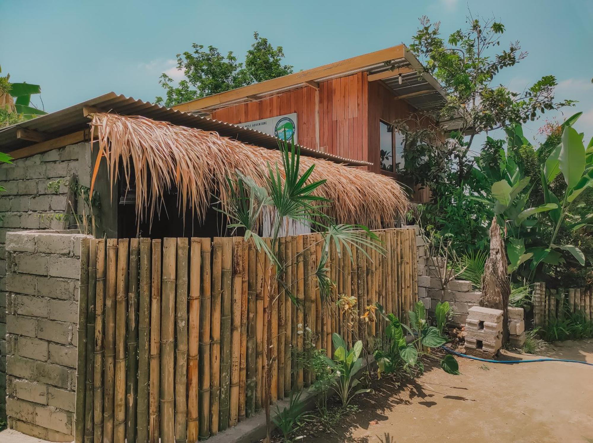 Tastura Homestay Praya Esterno foto